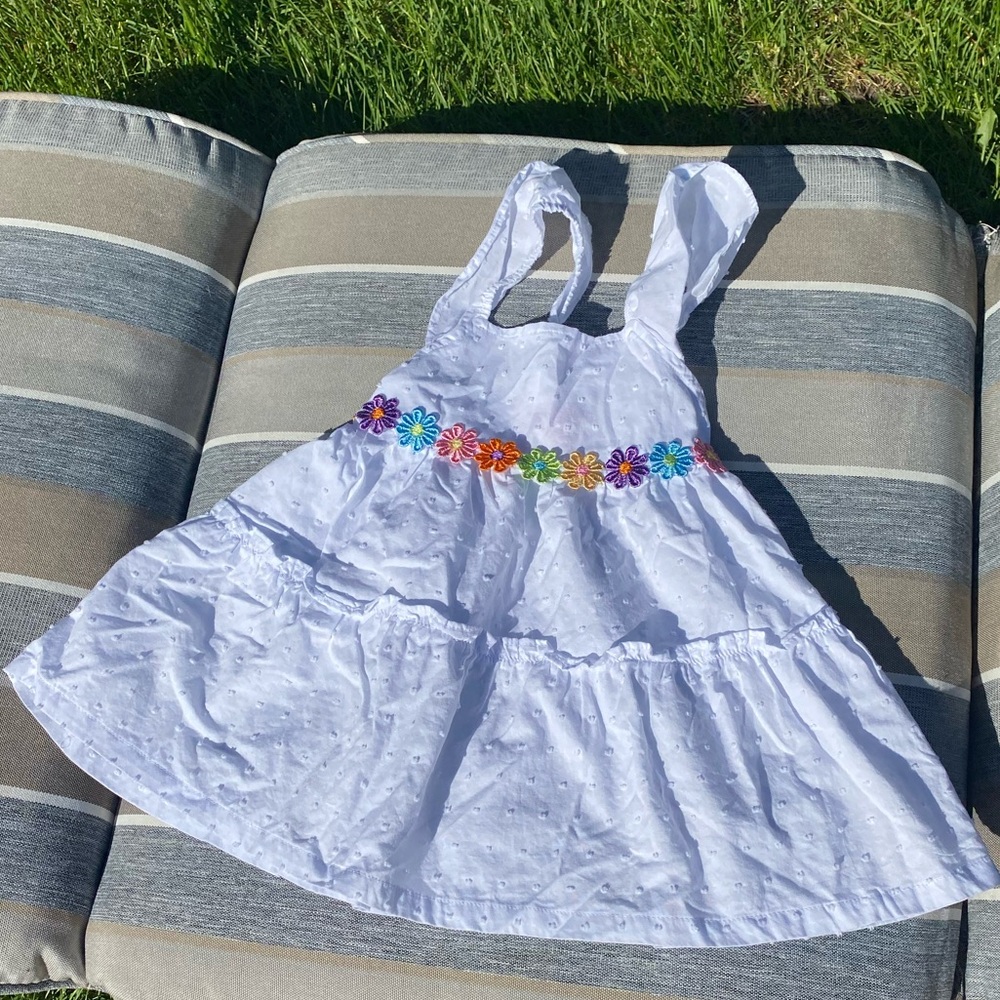 Penelope Mack White toddler dress 12M 100% Cotton Flower Detail Lightweight Cute